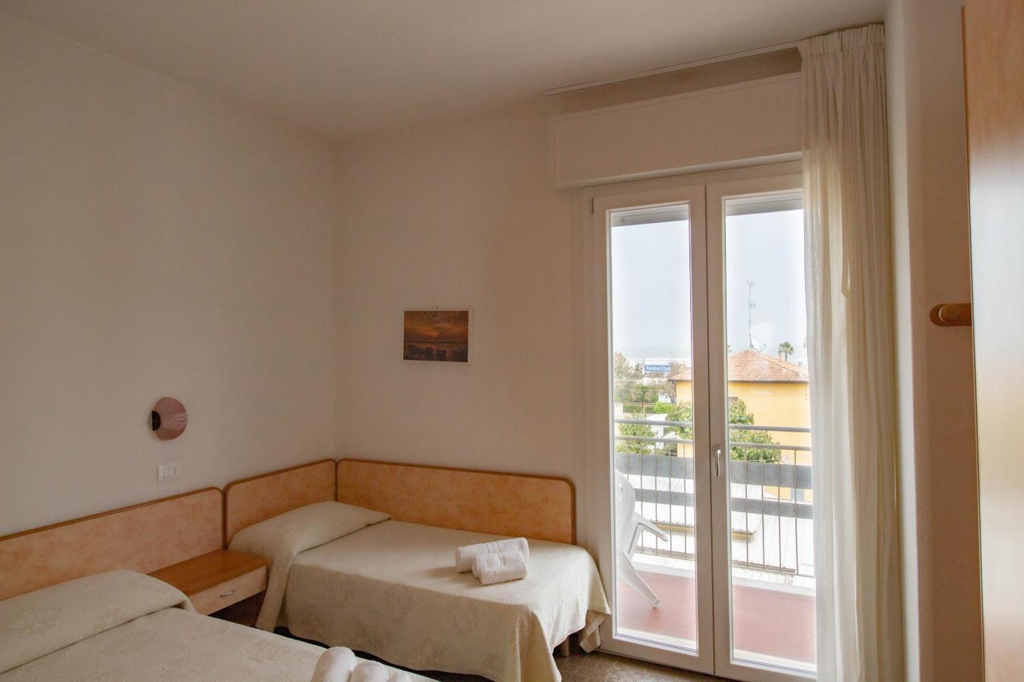 Hotel Manuela Cervia Pokój zdjęcie